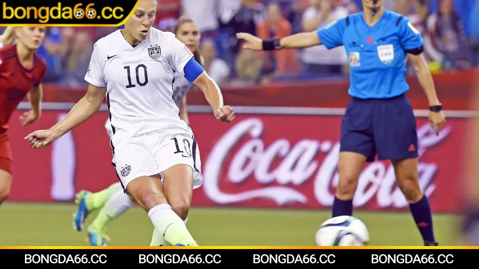 Xu hướng áo bóng đá mới nhất năm 2026 với thiết kế hiện đại và màu sắc nổi bật