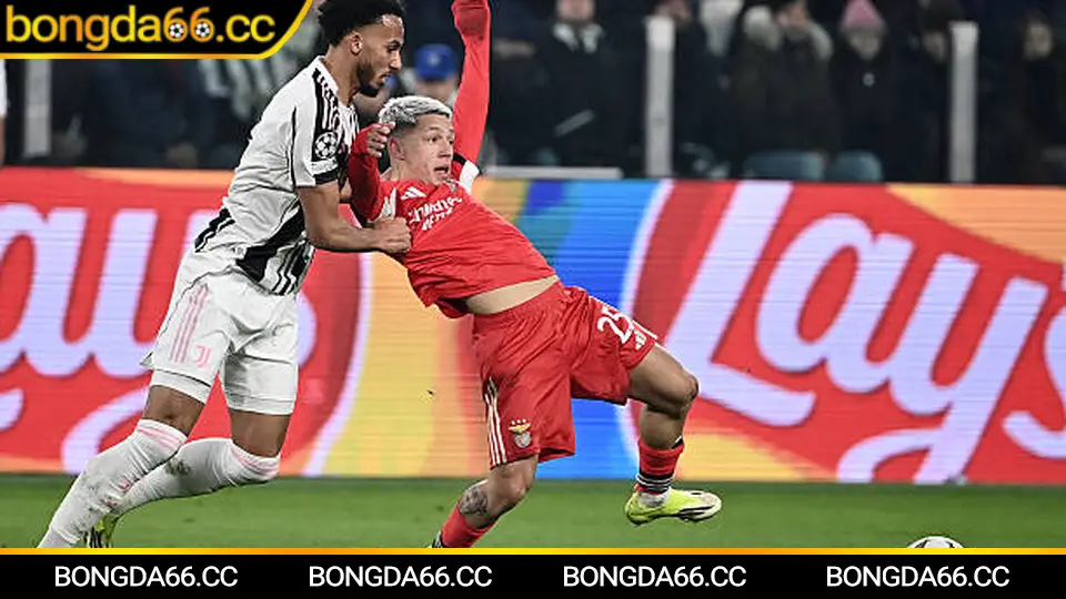 Rangers tấn công biên và tận dụng bóng chết, xu hướng kèo tài xỉu