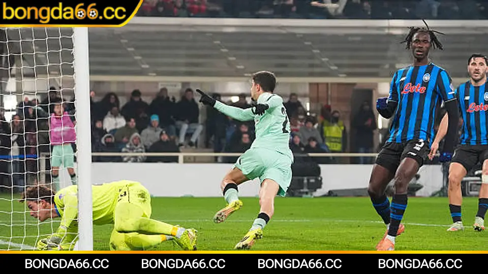 West Ham United và bản sắc London qua biểu tượng Búa Tạ