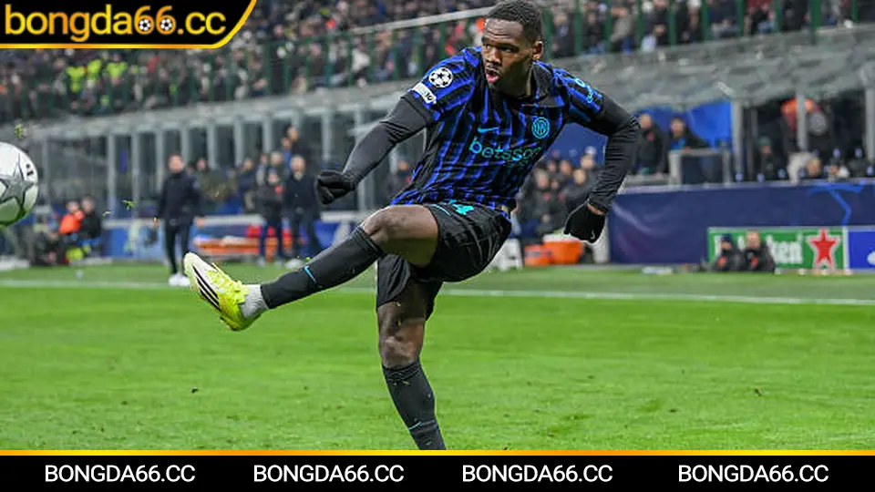 Bảng xếp hạng V-League 2026: Hà Nội FC dẫn đầu, cập nhật bóng đá Việt Nam hôm nay